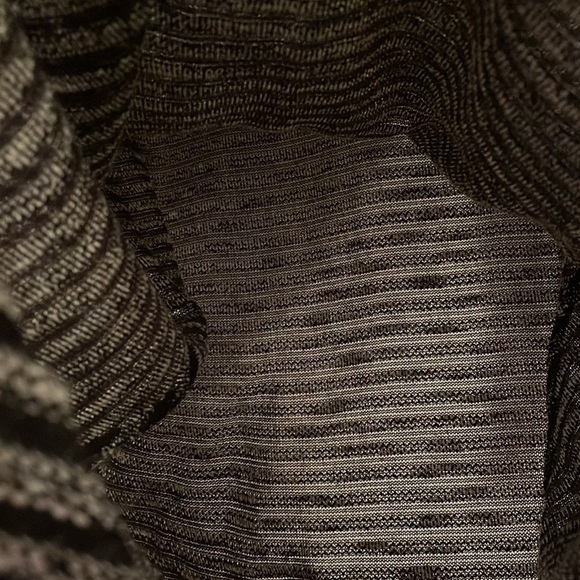 J Jill Tunic Top Womens L Cowl Neck Long Sleeve black and white weave design. - Picture 5 of 11